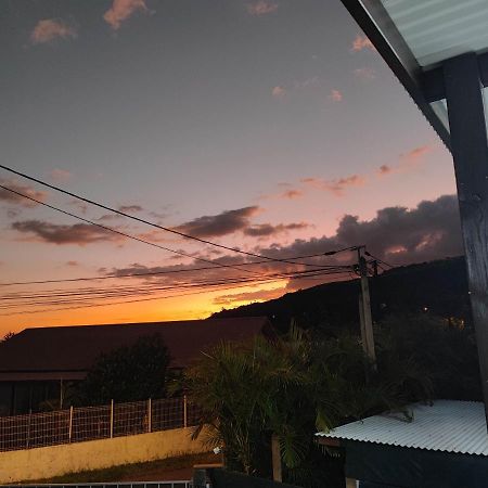 Ti Kaz Fond De Puits Villa แซงต์ฟิลิป ภายนอก รูปภาพ